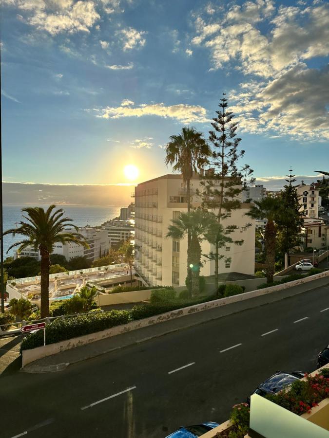 Ines Seaview Apartment Funchal  Ngoại thất bức ảnh